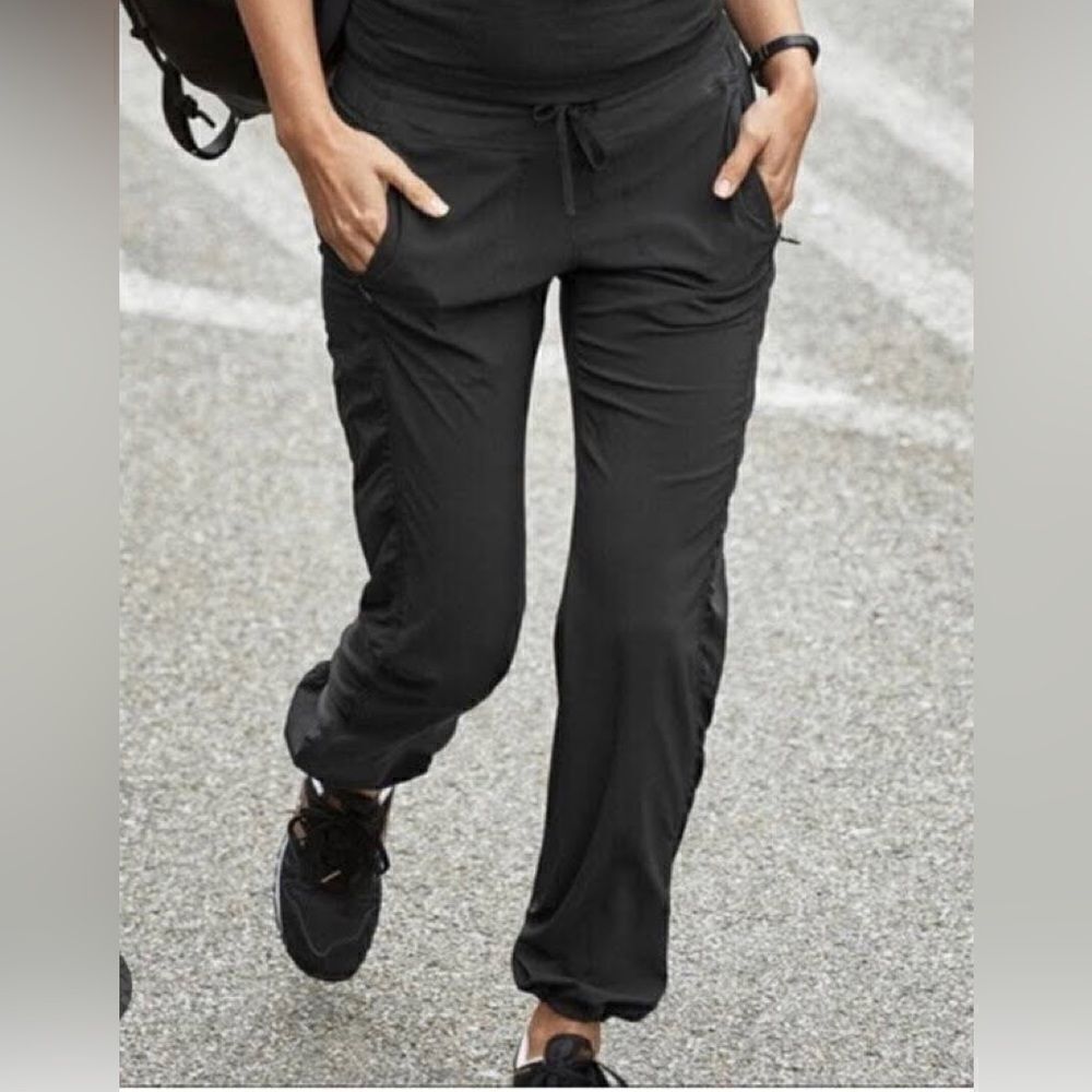 Athleta Black Cinched Ankle Hiking Active Ponte Pants #54023 Drawstring Size 6